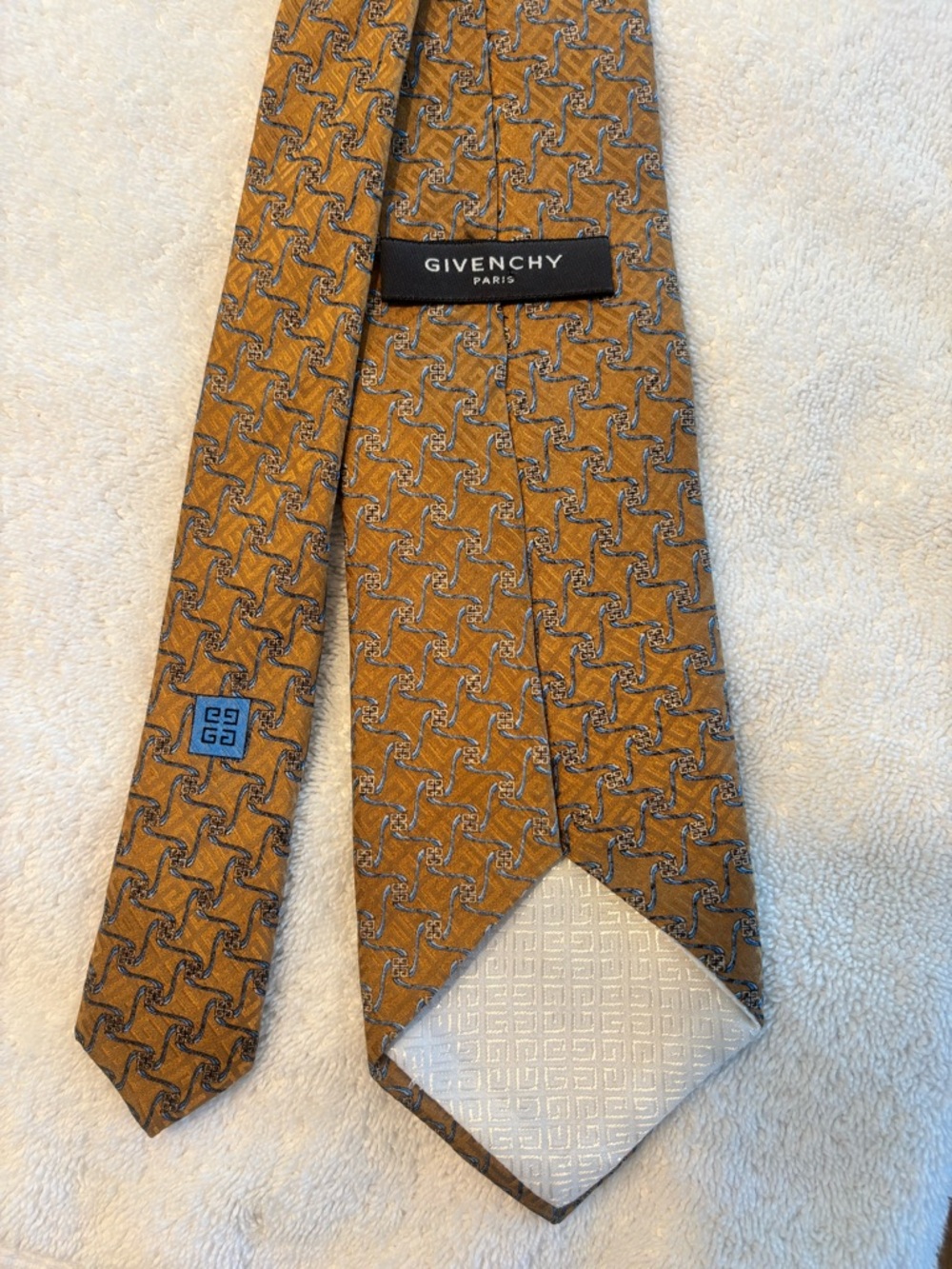 Givenchy Tie - Picture 3 of 7